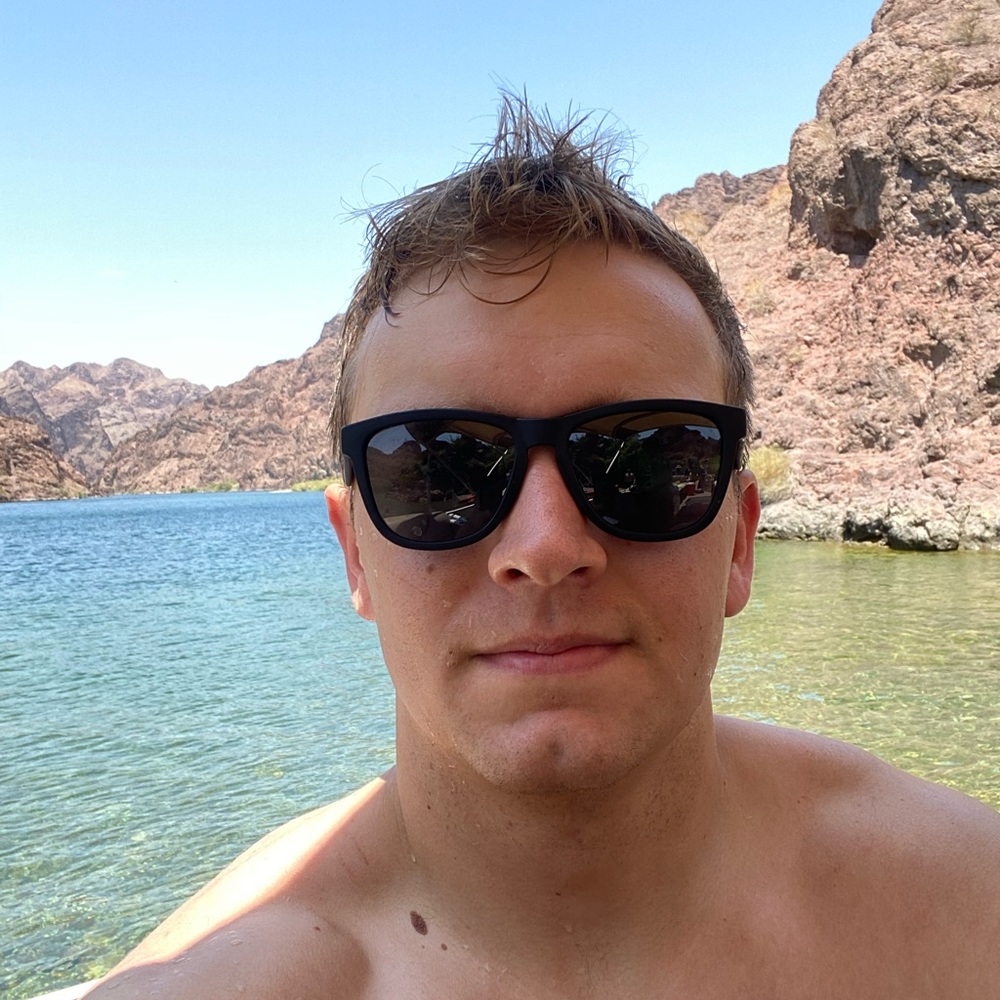 Meet your Posher, Jake